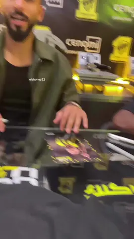 مااسمح لاحد يصمم على المقطع 💛🐅#fyp #foryou #الاتحاد #صالح_الشهري #jeddah 