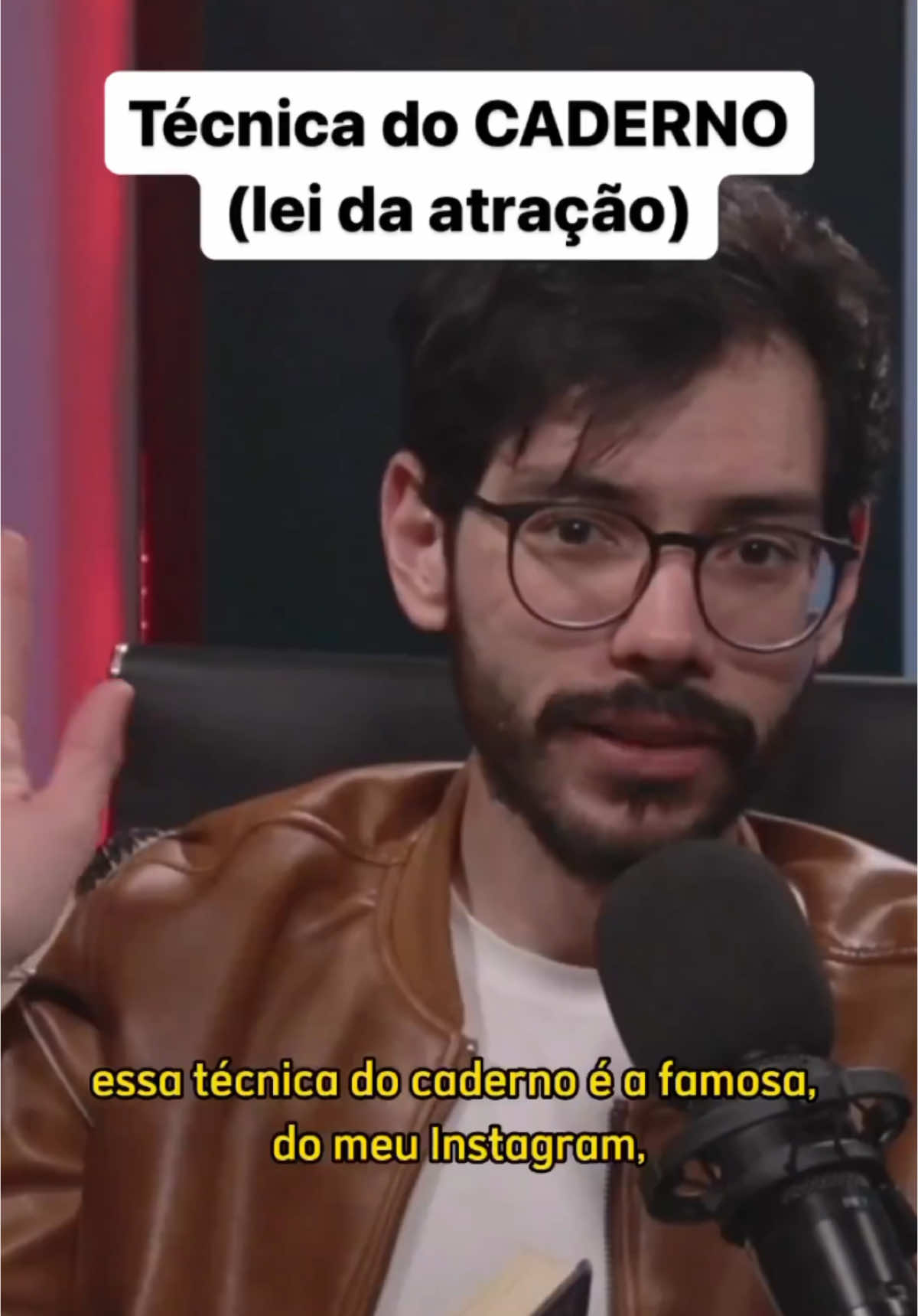 Você já fez a técnica do caderno? Me conta aqui👇 #marketingevendas #gatilhosmentais #comunicação #giovannibegossi #CANAL #persuasão #youtube #livros #greenscreenvideo #timidez #dicçãoruim 