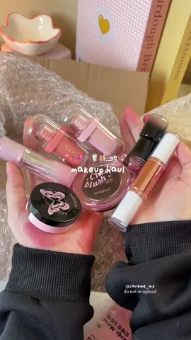 hobby banget unboxing makeup gemess  🫶🏻☁️🎀 ₊˚ෆ #unboxing #makeuphaul 