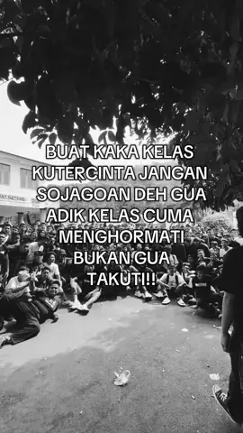 jangan belagu deh #fyp #foryoupage #bismillahfyp #lewatberandafyp #storywhatsapp #elegant #storytiktok #storyoranghappy #kakakelas 