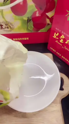 Táo đỏ sấy hàn quốc, hổ trợ bổ sung canxi,sắt, tốt cho sức khỏe #táo #dinhduong #douongngon #viraltiktok #review 