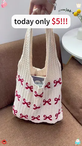 new favorite tote #bowtote #pink #bows #bowaesthetic #pinkbows #girlyaesthetic #girlyfinds #giriymusthaves #girly #girlytok #pinkpilatesprincess #pinkeverything #summertote #softpink #softgirl #pinterestaesthetic #pinterestgirl #pinterestoutfit #summerpicnic 