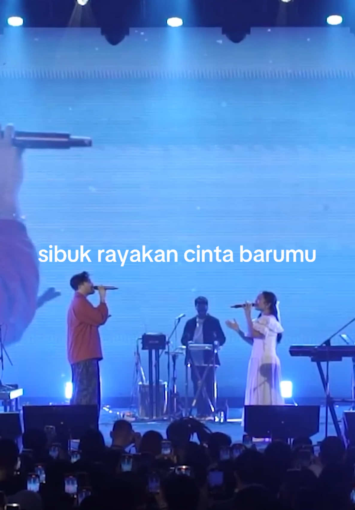 asumsi live udah ada di yt ges @Bernadya 🫶🏼 #asumsi #adriankhalif #bernadya #musikditiktok #soundsofSEA #harapharapemas 