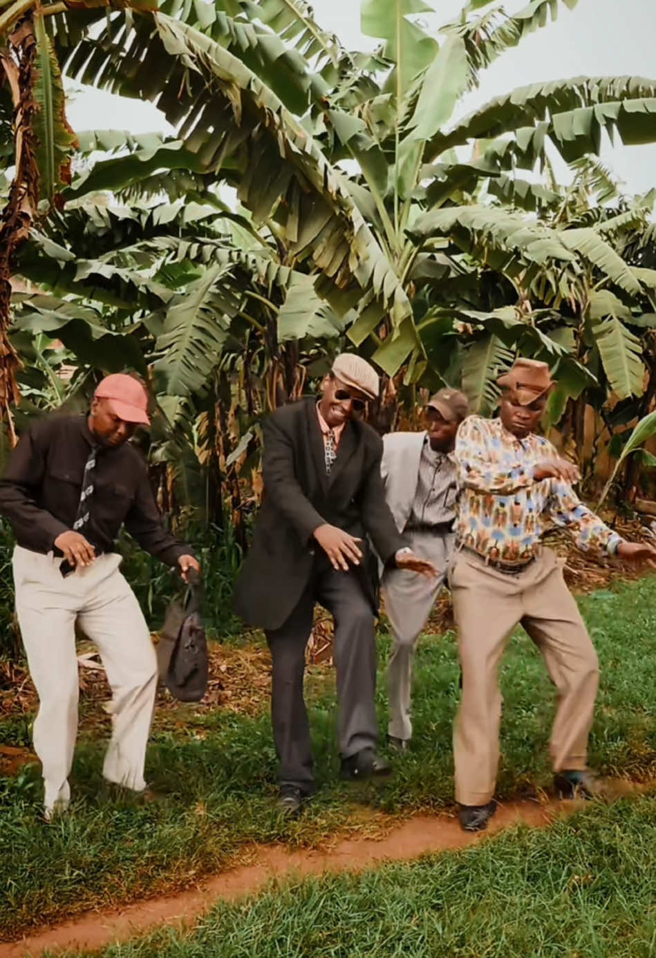 Turaje tubatemo aka move niba uri tayali dutemo aga fire 🔥 @landlord official @Muzunga Tonalite  #tiktokkigali🇷🇼🇷🇼 #tiktokrwanda🇷🇼 #tiktokburundi🇧🇮 #tiktokcongokinshasa🇨🇩🇨🇩🇨🇩 #tiktokkenya🇰🇪 #tiktikuganda🇺🇬🇺🇬🇺🇬 #internationallevel #tiktoktanzania🇹🇿 #muzehe_makanika 