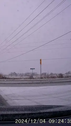 #dashcam #crash #traffic #mississauga #toronto #oakville #milton #snow #indians #panjabi #desi #arab #muslims #immigration #canada_life🇨🇦 #winter #ridgewayplaza #viral #fyp #xybzca #christmas #peel #torontopolice 