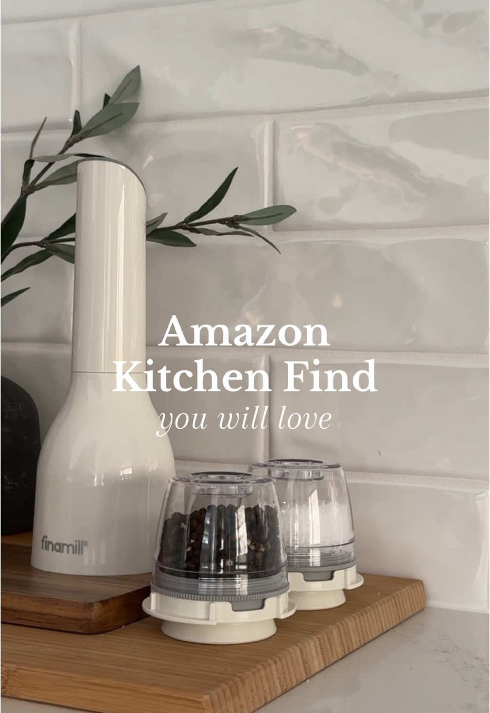 Amazon Kitchen Find you will love! Linked in my Amazon Shop under WEEKLY FINDS.  This Battery Operated Pepper Mill & Spice Grinder can be operated with one hand and includes 2 pods but you can purchase more as needed. #amazon #amazoncanada #amazonfinds #amazongadgets #amazonhome #KitchenHacks #saltandpepper #kitchengadgets 