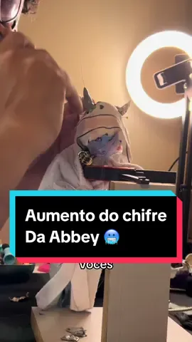 Destacando esse detalhe que eu amo muito! #abbey #abbeybominable #monsterhigh #g3 #dolls #dollsoftiktok #dollcollector #colecionadoradebonecas #mattel @mattel @MattelCreations @Monster High 