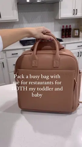 A busy bag for your toddler or baby is a MUST. 🍼🧸🪀👌 @Ayla & Co  #toddlermom #toddlertok #toddleractivities #MomsofTikTok #babytok #busybag #babyactivities 