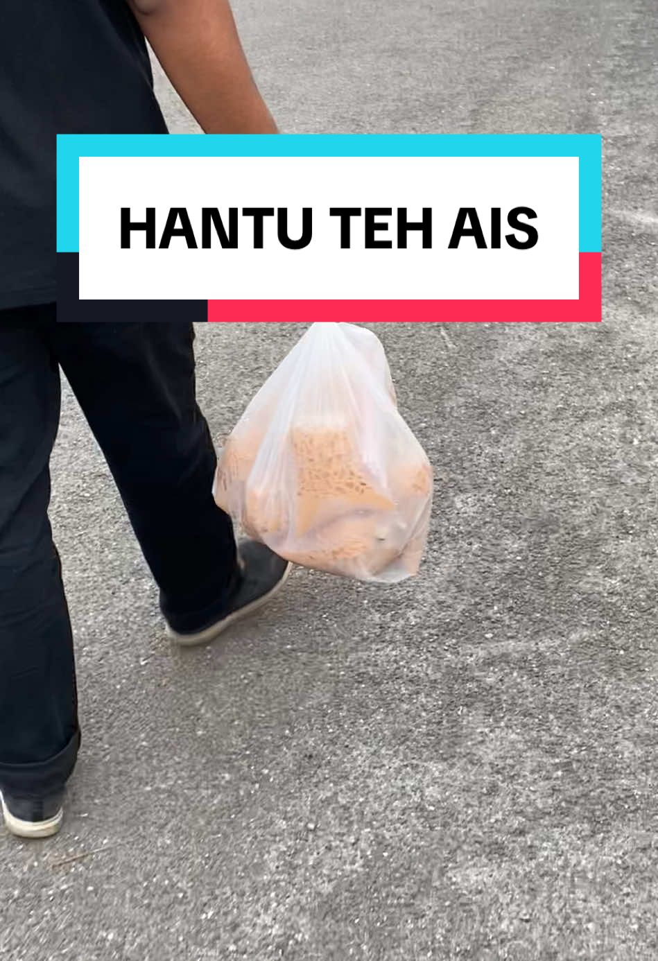 hantu teh ais 🙋🏻‍♂️ #tehais #tehaispadu #milktea #lawak #lawakmalaysia #lawaktiktok #lawakpecahperut #polimas #polimasjitra #jitra 