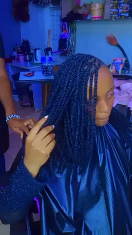 spring twist #wakarengessalonmurangamukuyumarket #murangastylist #wakarengessalonmurangamukuyumarket #thebestsaloninmuranga #johnkarengethestylist @Wakarenge's salon muranga 