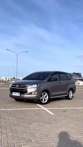 Sunbathing ☀️☀️ #CapCut#carculture#fyp#fyppppppppppppppppppppppp#fypシ#innova 