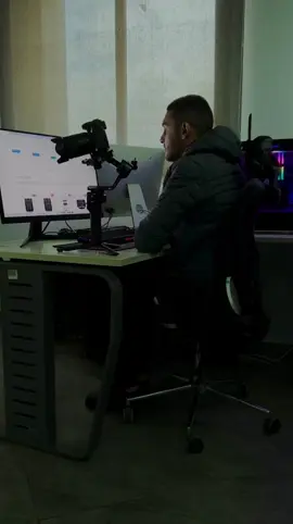 Talking with my camera about the next Lens 😂😂 #dji #ronin #canon #fyp #fypシ゚viral #foryou 