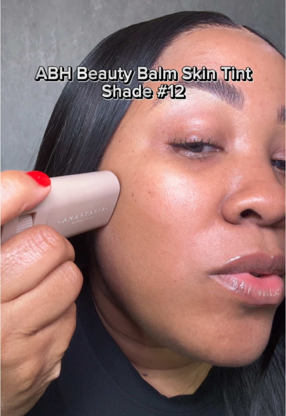 Anastasia beverly hills beauty balm skin tint! Im wearing shade 12!  #skintint #anastasiabeverlyhills #tintedmoisturizer #beautybalmboostedskintint #lightweightfoundation #cleangirlmakeup 