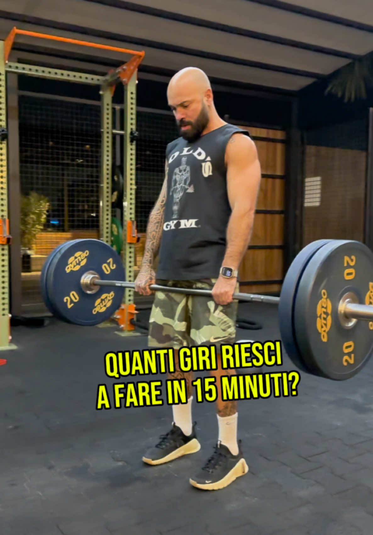 Quanti giri riesci a fare in 15 minuti? 6 back Squat  x 4 rounds  rest 3 min 8 Bench Press  x 4 rounds  rest 3 min AMRAP 15’ 10 Deadlift 8 pull ups  12 American Kettlebell Swing #workout #gym #pt #personaltrainer #sport #helthy 