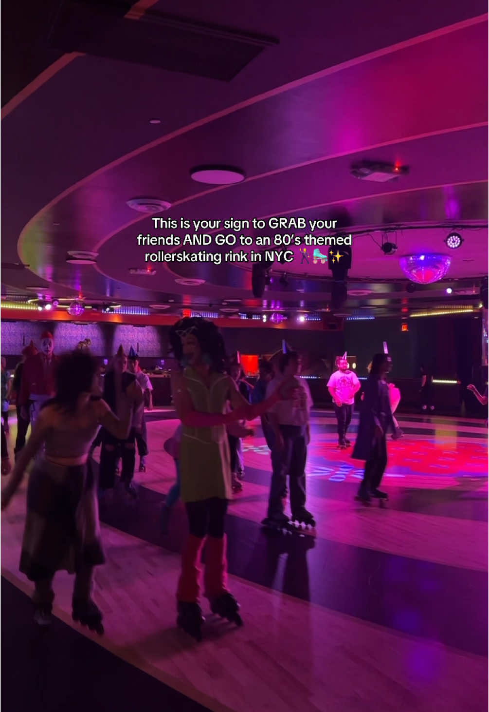 Love finding hidden gems like these in NYC #rollerskating #nyc #datenight #funthingstodo 