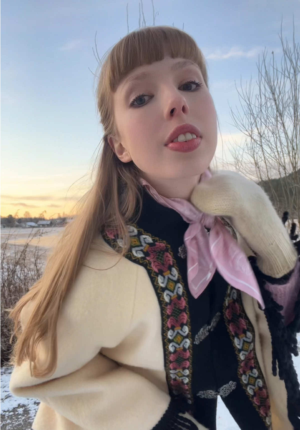 The Norwegian is really shining through today🤪 #fyp #fitcheck #OOTD #outfit #vintagefashion #vintagestyle #vintage #wintervibes #winterfashion #norge #norwegian 