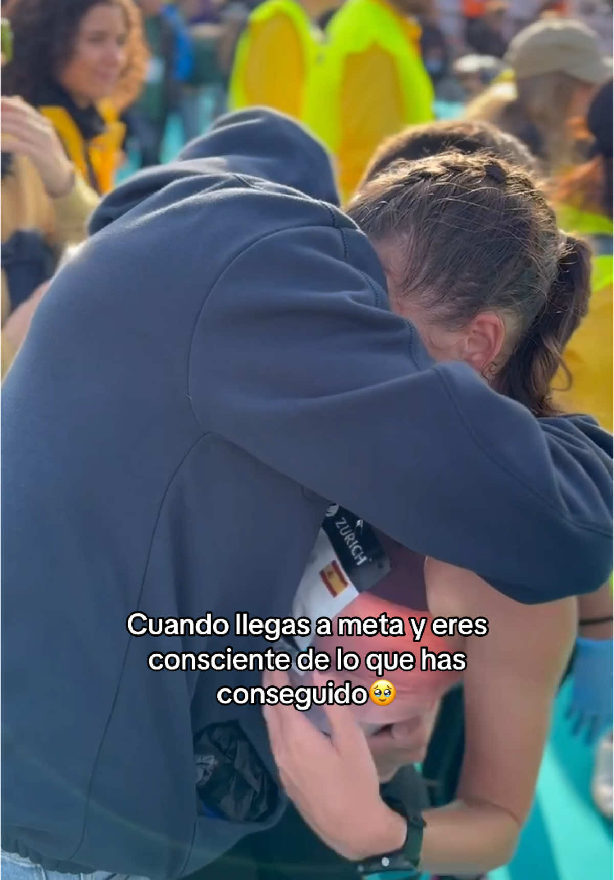 Esa sensación🥹@Laura Luengo Caselle @Yago Rojo 🏃🏻‍♂️ #Running #maraton #maratonvalencia #42KValencia #valenciamarathon #run #valencia 