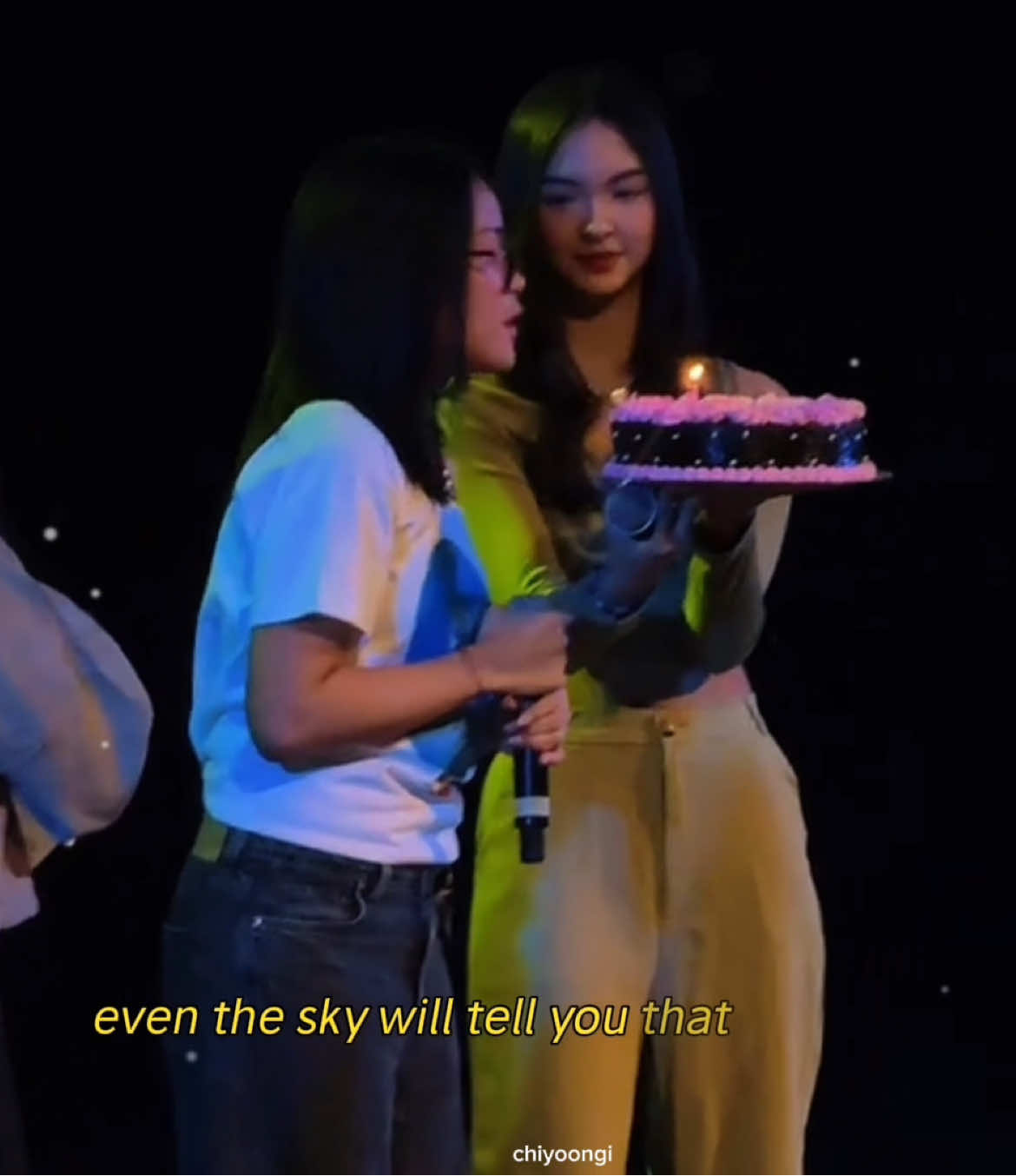 KaiRain holding each other’s birthday cakes for the first time since this is the first birthday that they will celebrate together 🥹 #kairain #rainkai #pbbrain #pbbkai #raincelmar #kaimontinola #pbb #pbbgen11 #fyp #foryou 