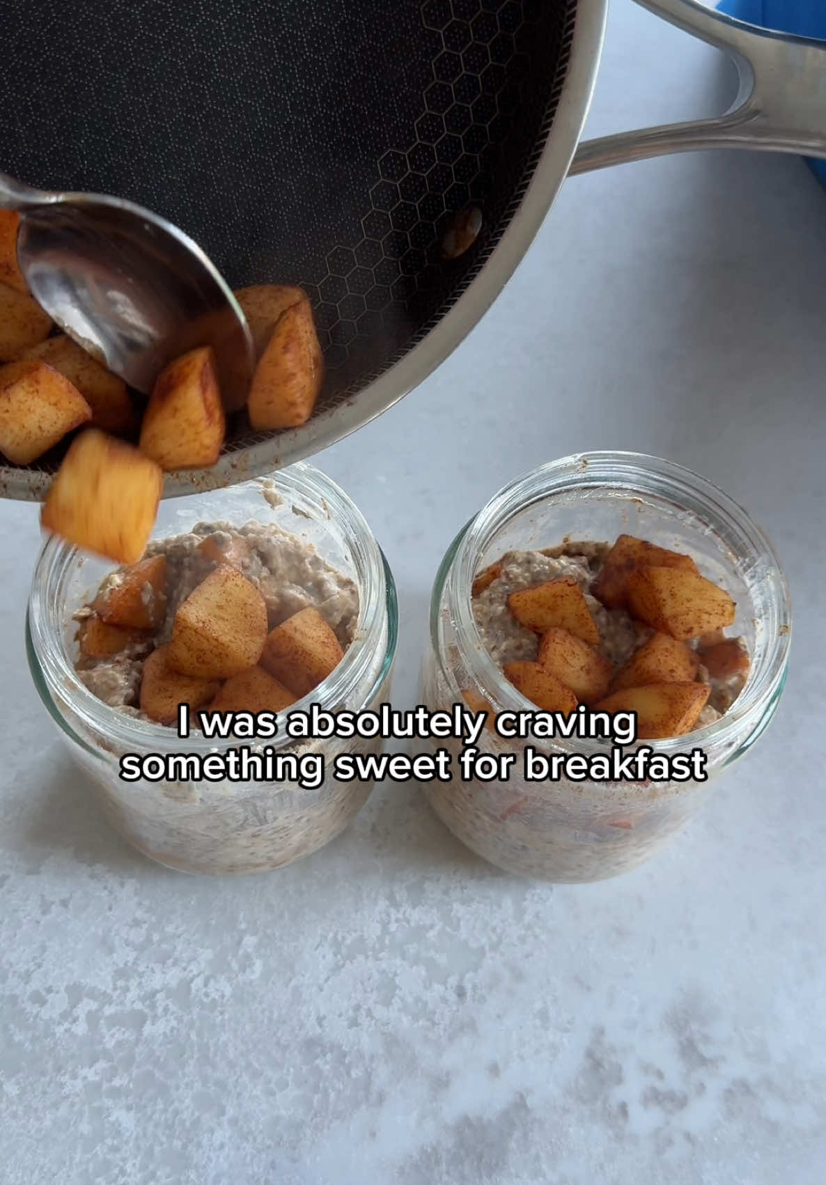 The only overnight oats recipe you need 🤝🏻 #highprotein #breakfastidea #fatlossbreakfast #highproteinbreakfast #fatlossrecipe