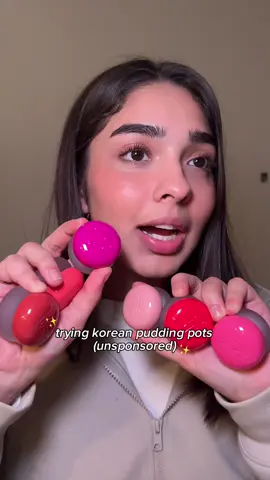 love me some pudding pots 🩷✨🫐🎀 @fwee official  - - @fwee  ✨use code “saniya6” for $$$ off @YesStyle  - #fwee #glassskin #skincare #kbeauty #makeup #tirtir #fweeblurrypuddingpot