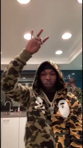 Pop smoke doin the wait dance challenge 😂🕊️ #popsmoke #wait  #dance #viral_video 