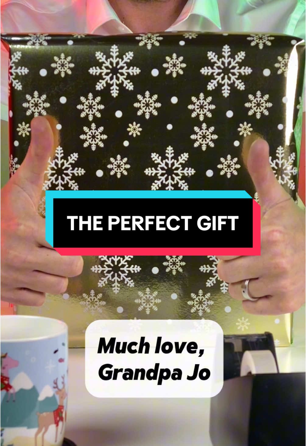 The perfect gift for a sneakerhead (that isn’t a sneaker) 🎁 #Sneakerhead #SneakerAddict #Gift 