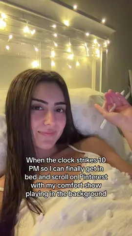 Especially when all of my assignments are done #pinterest #bedroom #nightroutine 