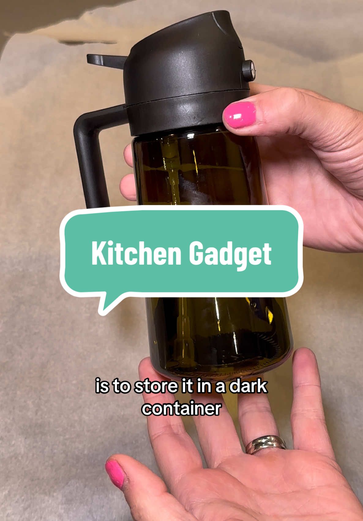 Do you use Olive Oil often?! This kitchen gadget is a must have for you!  #kitchengadgets #oliveoildispenser #oliveoilsprayer #bestkitchengadgets #kitchentools 