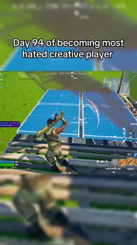 That first kid crazy #fortnite #fortnitebr #fortnitememes #fyp #controller 