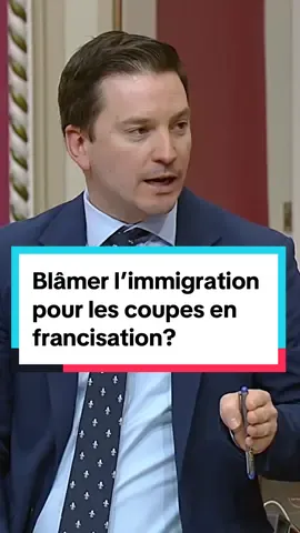 Avec la CAQ qui coupe en francisation, mon professeur de classe d’accueil, Gilles, aurait perdu son emploi. C’est comme ça qu’on va protéger le français au Québec? #rubaghazal #quebecsolidaire #quebectiktok #tiktokquebec #polqc