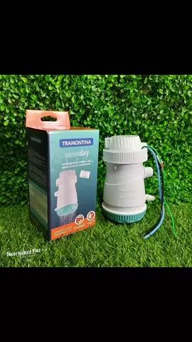 🎁🎄 Ducha Eléctrica de 3 Temperaturas 🎄🎁.  🌨️ La ducha eléctrica Tramontina de 3 temperaturas, de 5500 W y 110 V; tiene un dispositivo de seguridad que impide que el usuario cambie la temperatura del agua con la ducha encendida, por lo que es ideal cuando se tiene niños.  🌨️ Evita accidentes con descargas eléctricas. 🌨️  El producto viene con reductor de presión de agua y brazo prolongador acoplado a la ducha, proporcionandole más comodidad y seguridad.  🌨️ También se puede abrir fácilmente para limpieza del espaciador y cambio de la resistencia. 🌨️ La ducha tiene un exclusivo sistema desviador mágico de agua, permitiendo dirigir el chorro de agua únicamente para la ducha principal o para la ducha de mano. 🌨️ Tipo de encendido: Manual. 🌨️ Flujo de agua caliente, máximo de 50ºcentigrados. 💰 480 Lempiras.