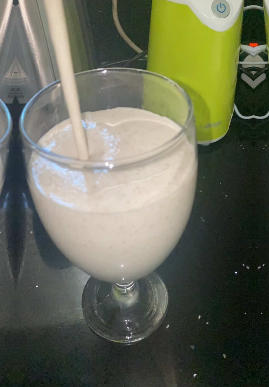 This is my best lately. I really enjoy this energy booster smoothie from banting lifestyle #bantingshop ##bantinglifestyle #bantingwithlattie 