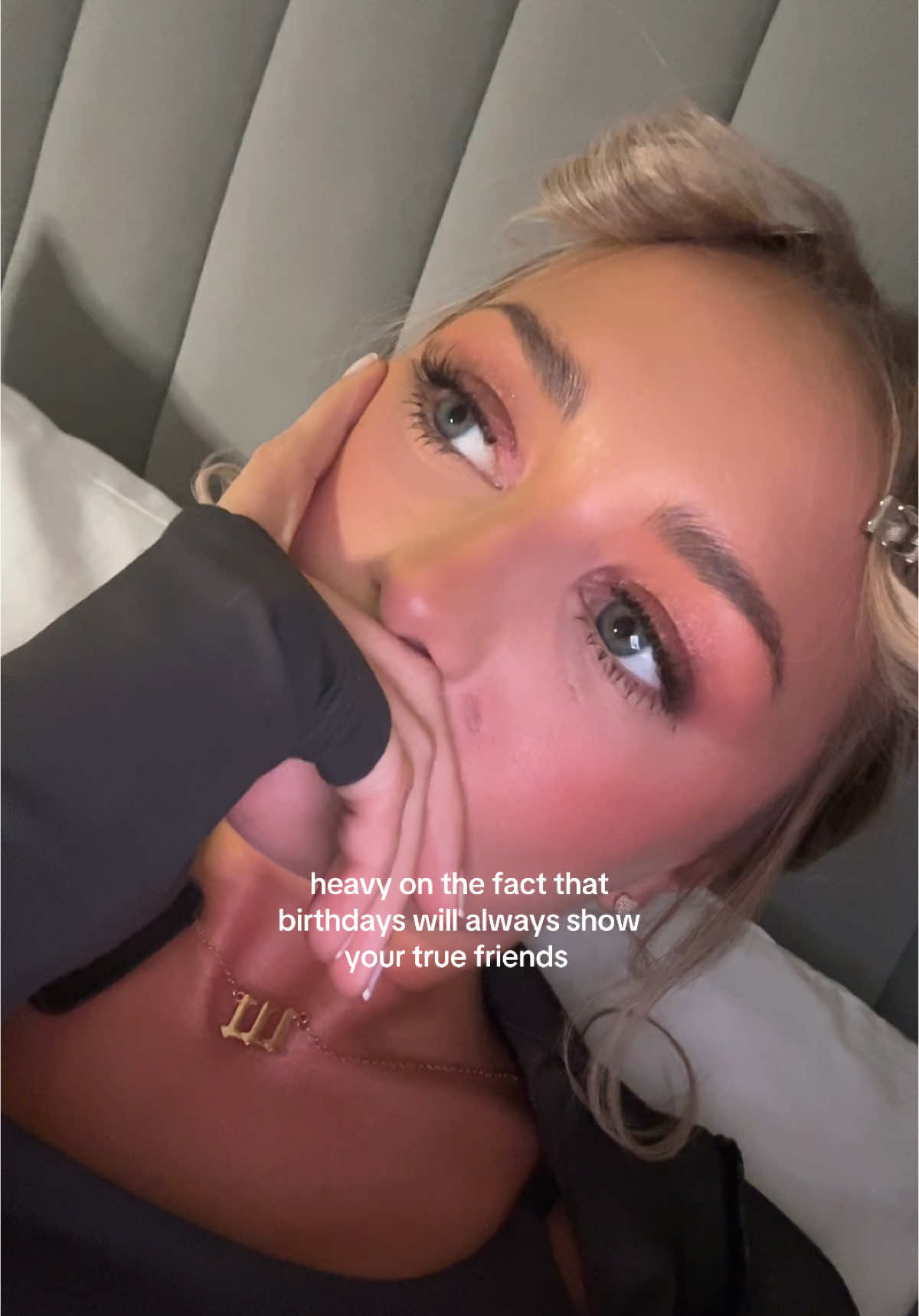 grateful for those around me♥️ #fyp #friends #friendship #birthdays #relatable #girls 