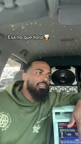 Esa noooooooo ☹️☹️☹️☹️ #lamalota #musicologos #chuchero #fypシ゚viral #chipeo #fyppppppppppppppppppppppp #musicologo #musicologord🇩🇴🇩🇴 #chipeo12voltio #yailinlamasviral #fyp #teamcanguro #ylopodere #salsa #dembow 