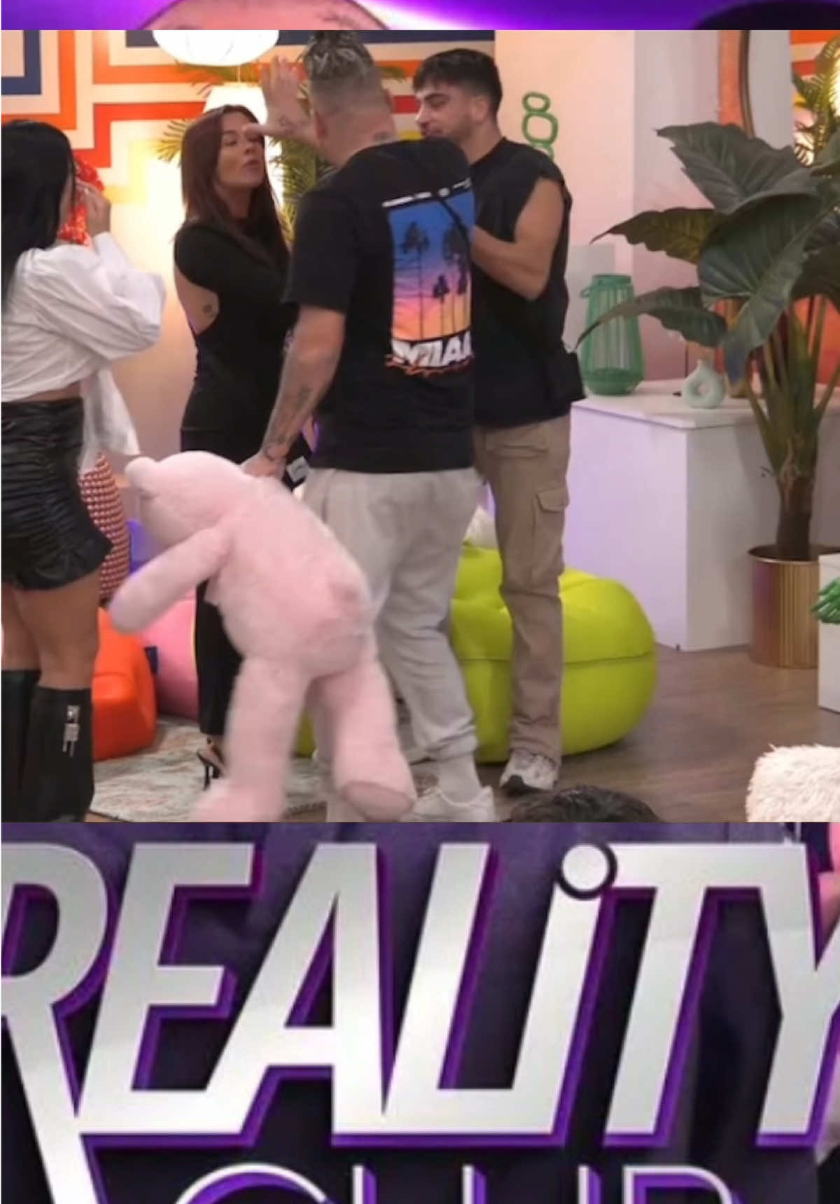 Grosse embrouille en direct de la villa #humour #clash #CapCut #telerealiteshow #telerealite #jbaktvbuzz #oho 