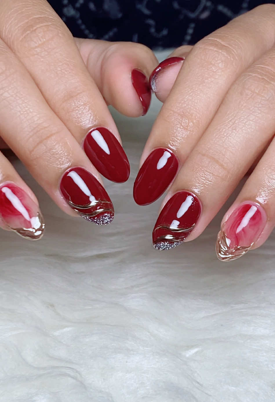 Nail art maroon nail art marble #nailartmaroon #nailartmarble #nailartbanjarbaru #nailartist #zyzc #fypシ゚viral 