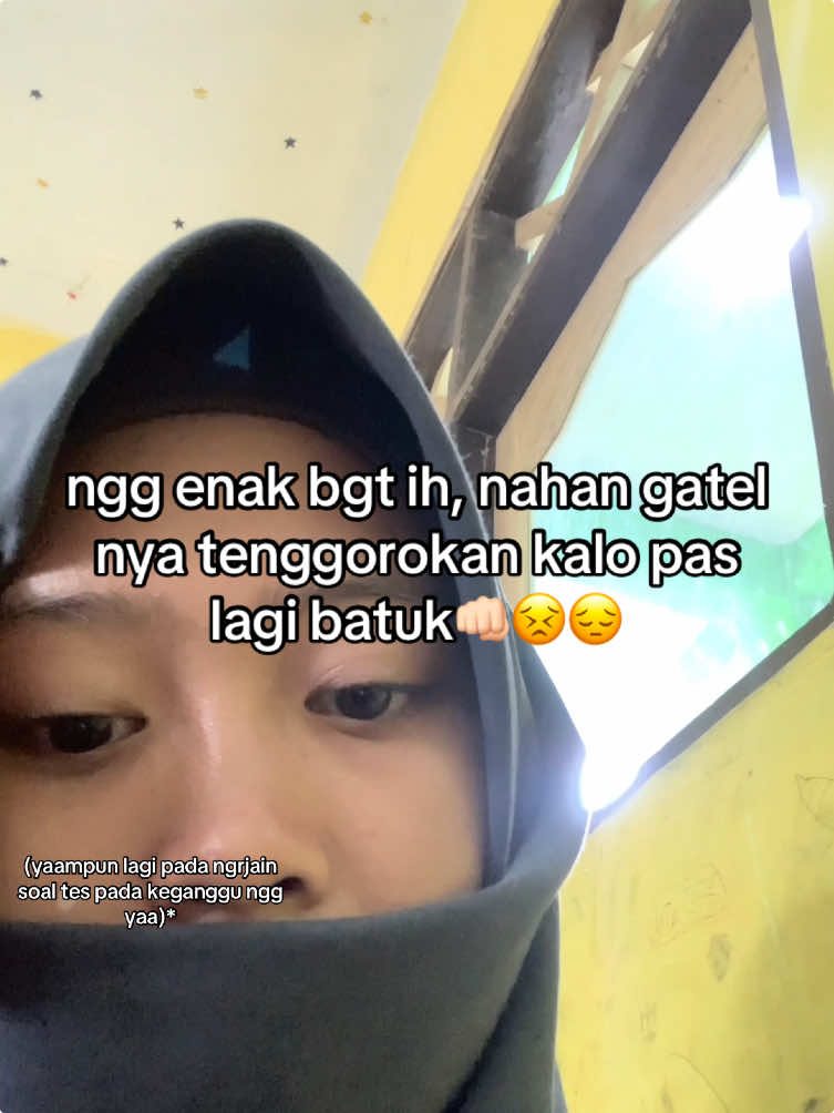 kan klo batuk semua anak jadi nengok ke akoohh✌🏻😭🙏🏻 #batukflu #sakitbgtloh  #maaf😔😔 