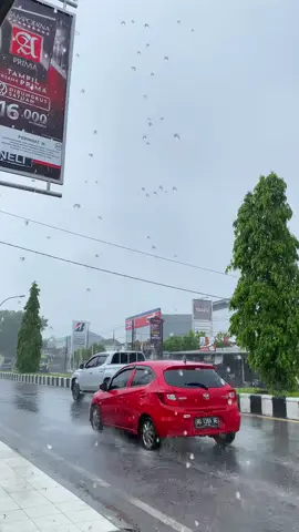 #xyzbca #foryoupage #foryou #foryou #vibestenang #sadstory #trending #vibes #bengkulutiktok #bengkulu #jelajahindonesia #mentahan #rain 