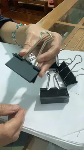 Hộp 12 Kẹp Bướm Deli Kẹp Tài Liêu Giấy Tờ Văn Phòng Phẩm Học Sinh Văn Phòng Nhiều Kích Thước Nhó Gọn Tiện Lợi Giá Rẻ Kẹp giấy đen ,Kẹp bướm đen 15mm, 19mm, 25mm ,32mm,41mm,51mm ,kẹp giấy ,kẹp gim giấy, kẹp đen Binder, Double #dothuchanhan @Hanh An  @Hanh An  @Hanh An #kepgiay #kepbuom