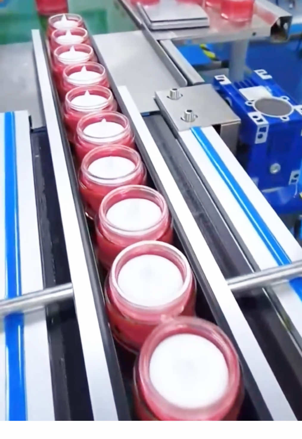 Glass jar canning 👍🏻 #cosmetics #uzone #packaging #factory #manufacturing #beauty #fyp 