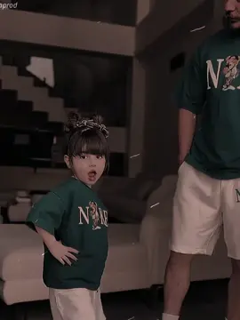 balaca şirinin forsuna baxda 🥰