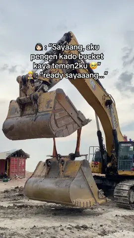 Jangan protes beb, yg ini lebih mahal 🤣 #alatberat #storymekanik #mekanikalatberat #mekaniktiktok #fypdong #fyptambang 