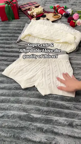 Super cute!! It’s great for the cold weather season.#sweater #sweaterweather #sweaters #sweaterstyle #cozy #fallfashion #falloutfits #tiktokshopfinds #tiktokshop #tiktokshopblackfriday #falldealsforyou #spotlightfinds #tiktokshopcybermonday #longsleeve #tracksuit #tracksuitset #2piece #2pieceset #twopiece #twopieceset #sportswear #gymwear  #highwaist #OOTD #fyp #newarrival #hotsale #onsalenow️️️🔥🔥🔥🔥 #onsale #2024fashiontrends 