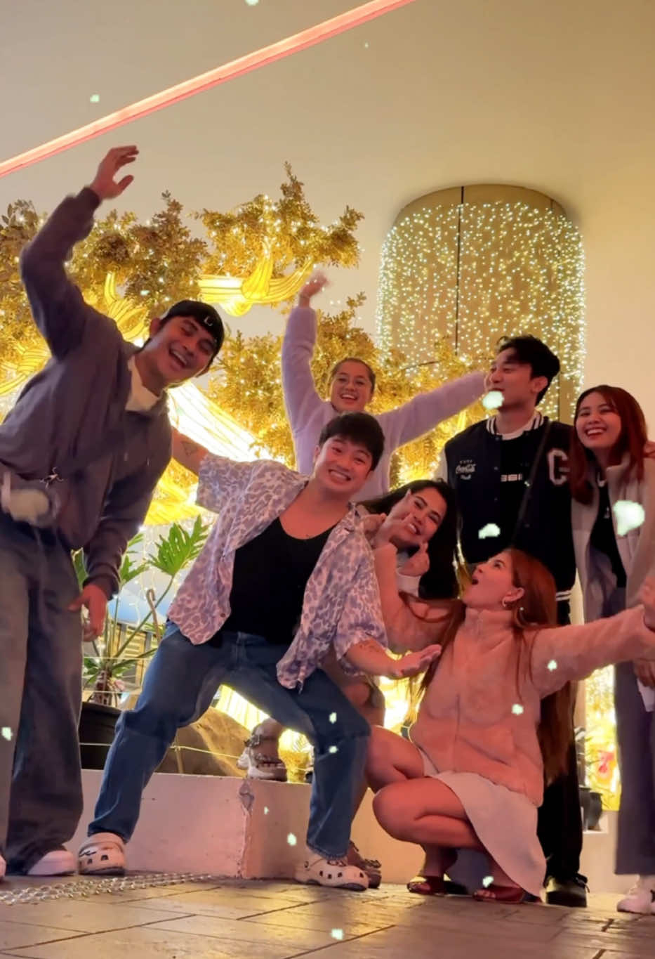 Ready na po kami mangaroling 😆🎼 