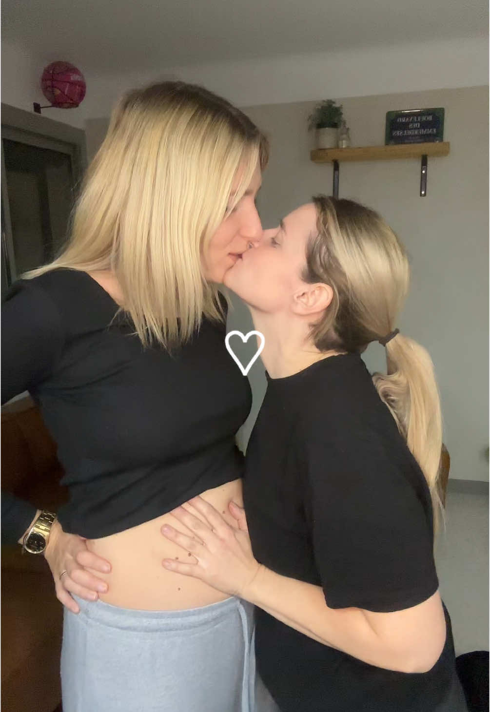 Ca pousse trop vite !! 🩷🩷 #Famille#mafille#2mamans#lgbt#Amour#BébéEnRoute#MomentDeCalme#2mamansplusdamour @2mamansplusdamouroff 