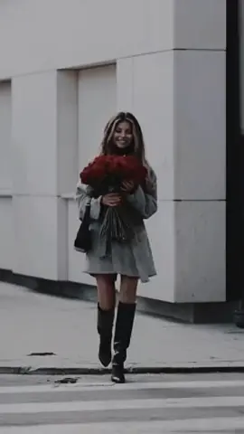 ـــ نـفـسي كبريائي هو فخري أنوثتي هي ٳ؏ـتزازي  ثقتي بنفسي هي قوت هذا ليس غروراً مني  بل صفات شخصيتي🌝🤍