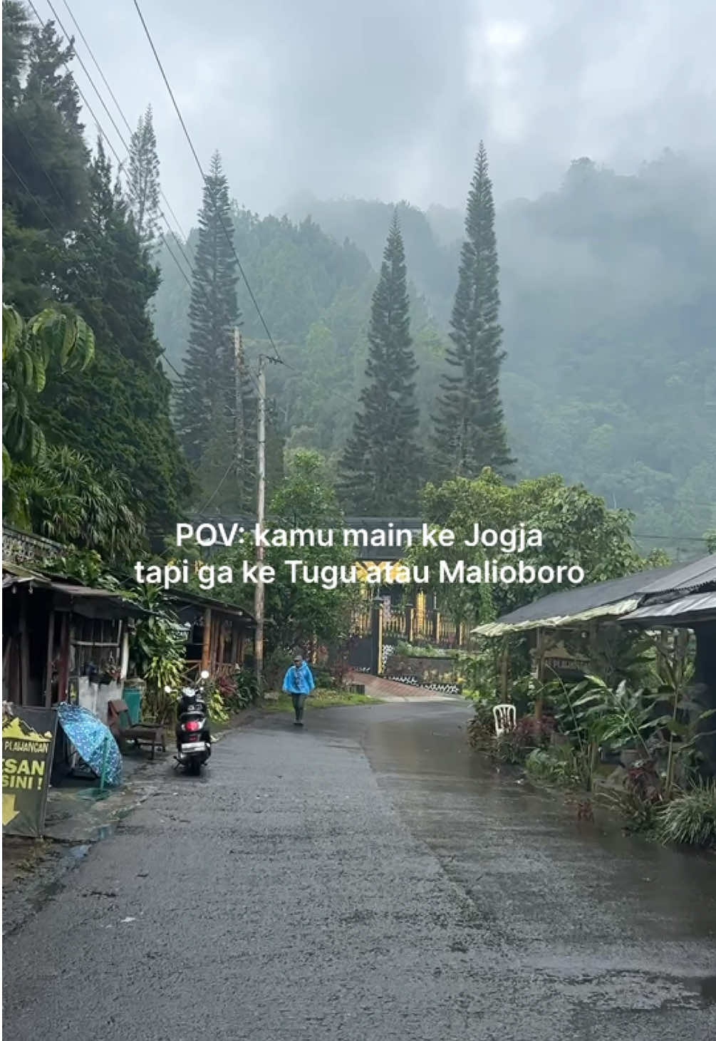 Vibes habis hujan nya syahdu banget disini 🌧️🌬️🫶   #kaliurang #afterrain #vibes #jogjaexplore #jogjaistimewa #instagram #yogyakarta 