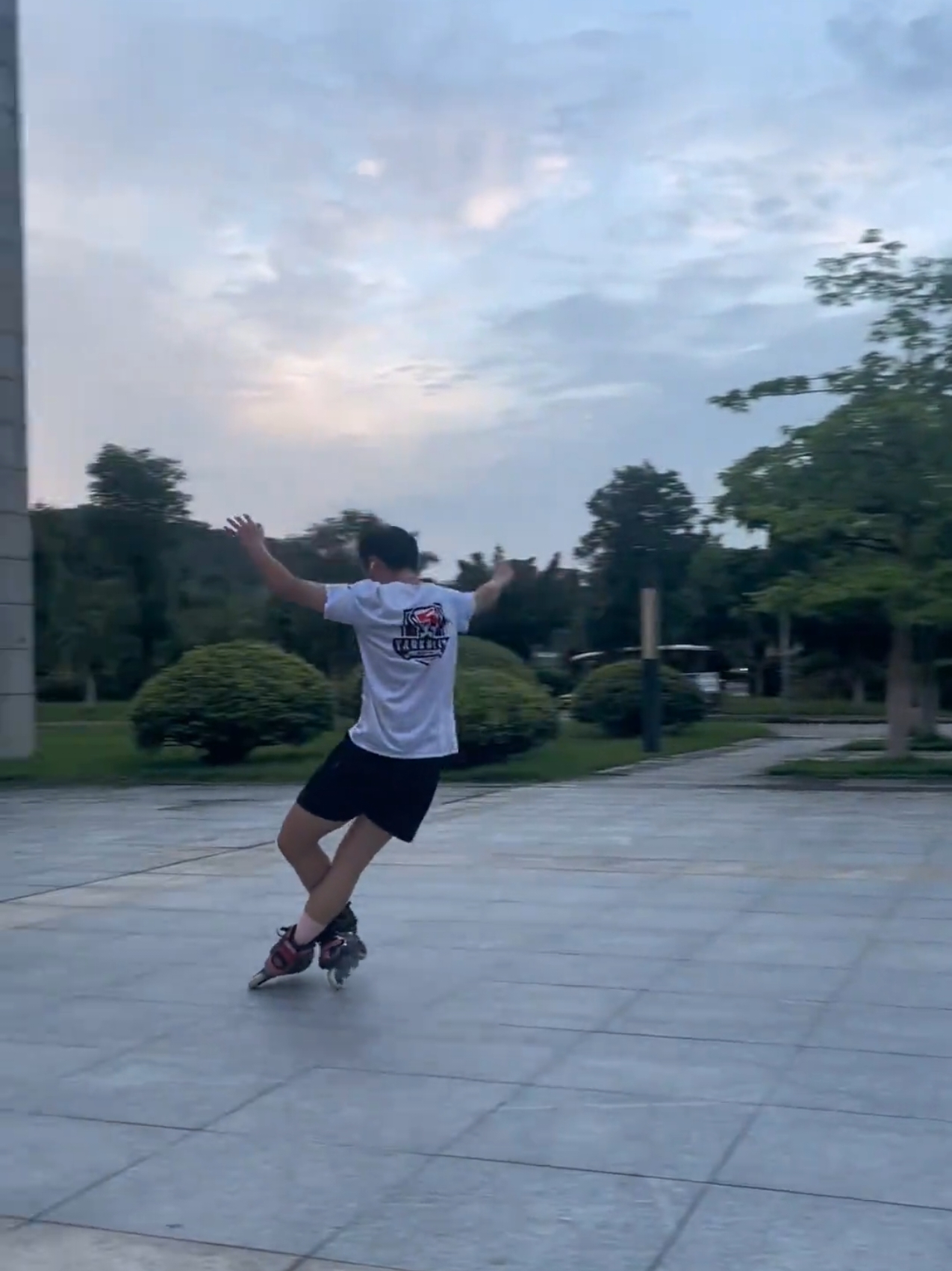 #daytruotpatin #inlineskateclub #vietnamrollerteam #inlineskateacademy #patinoceanpark #patintimescity #daypatinhanoi #daypatintreem #vrt 