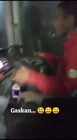 😀😃😁😃😄😃