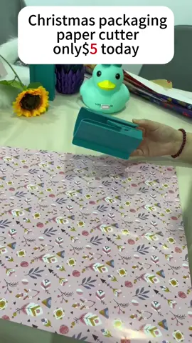 #tikokshop #gadget #christmas #deal #giftwrapping #fyp #wrappingpaper #cutter